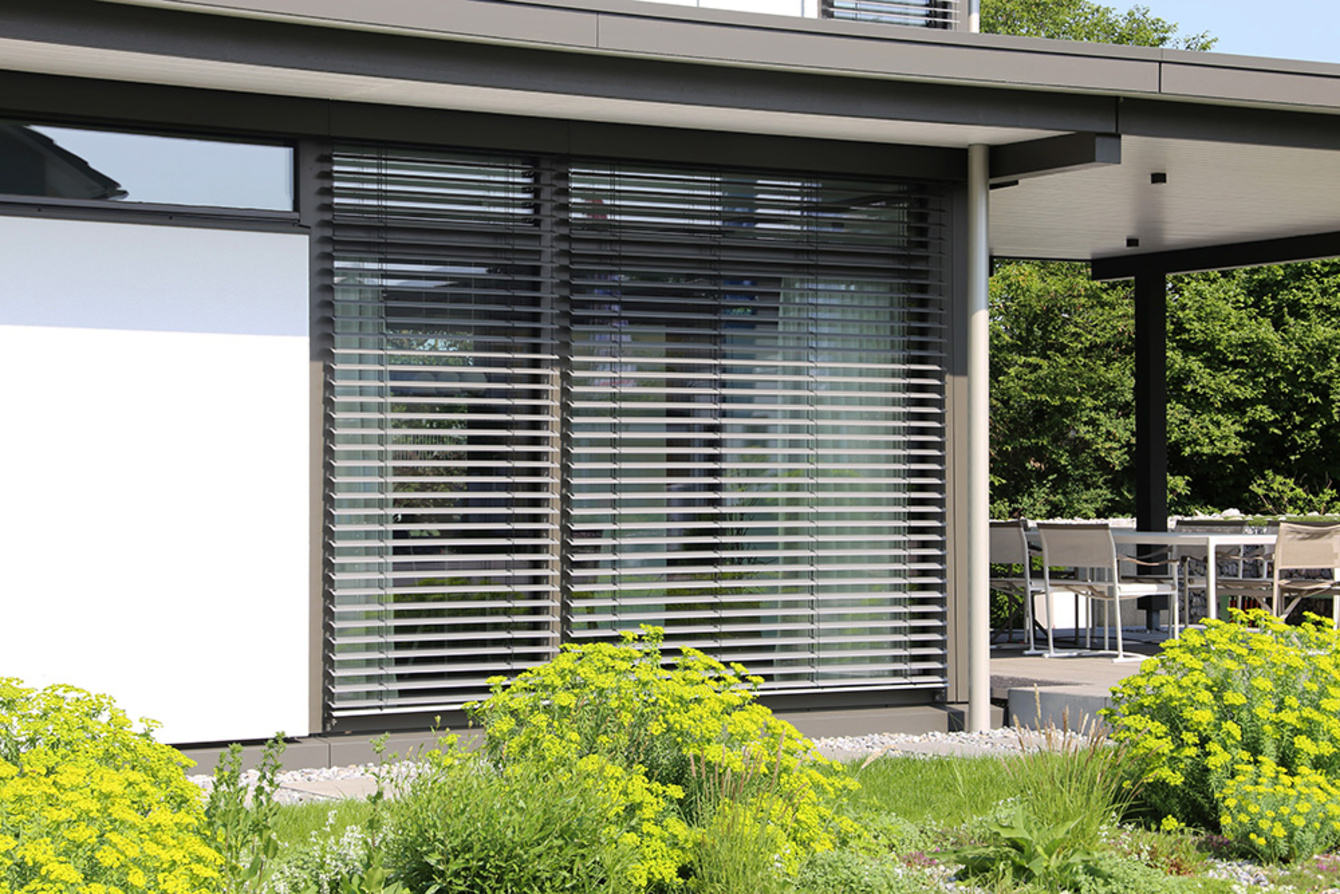 Rollladen­steuerung bei Elektro- und Kommunikationstechnik Thale GmbH in Thale