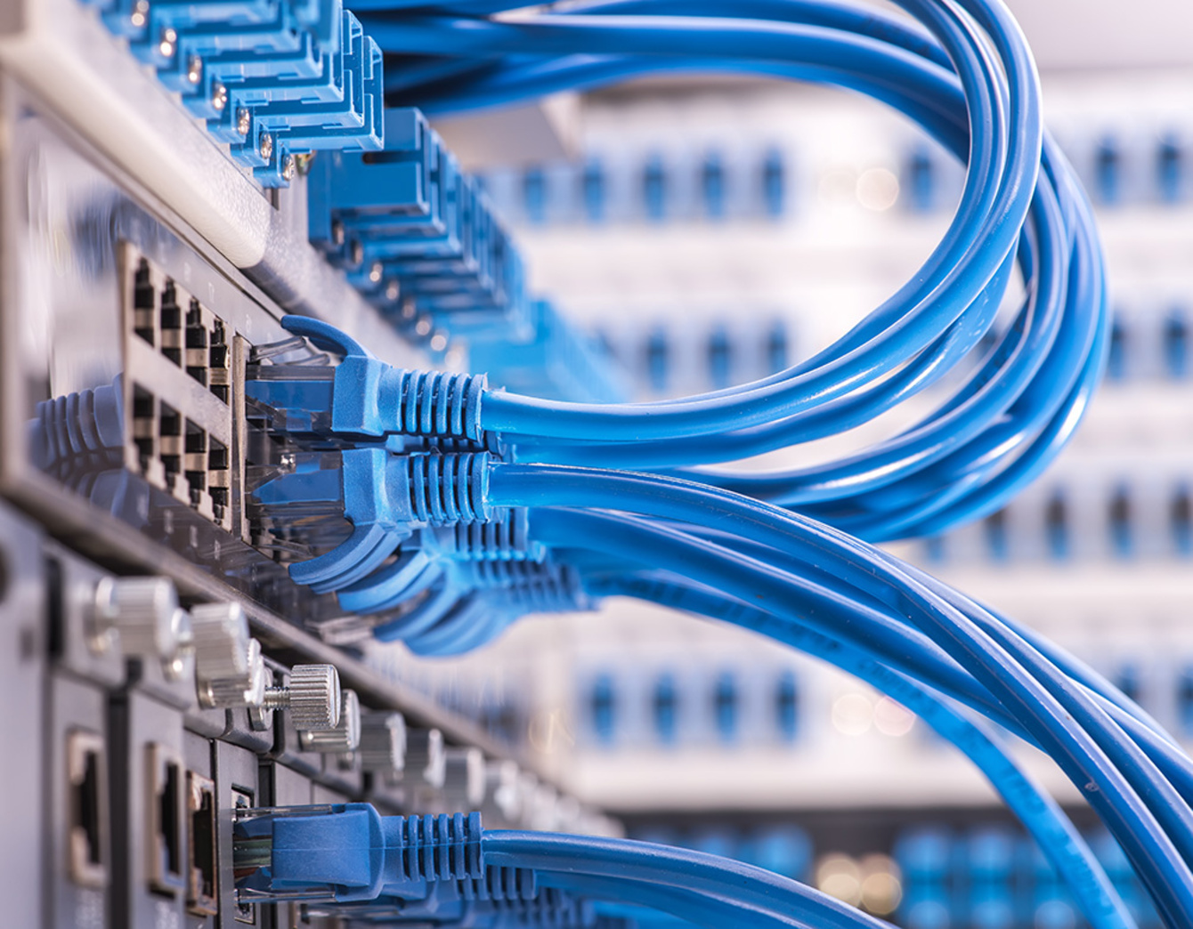 Netzwerke bei Elektro- und Kommunikationstechnik Thale GmbH in Thale